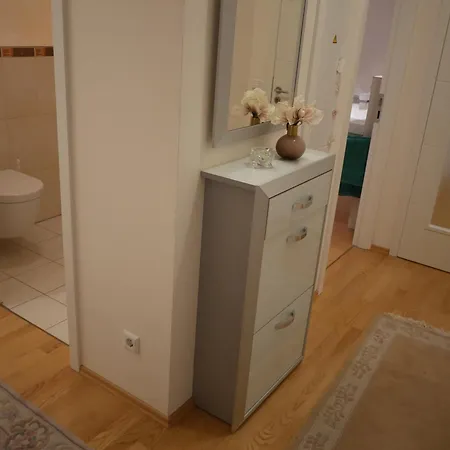 Apartment Luxus An Der Frauenkirche Dresden